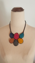 Load image into Gallery viewer, Peruvian Tagua necklace
